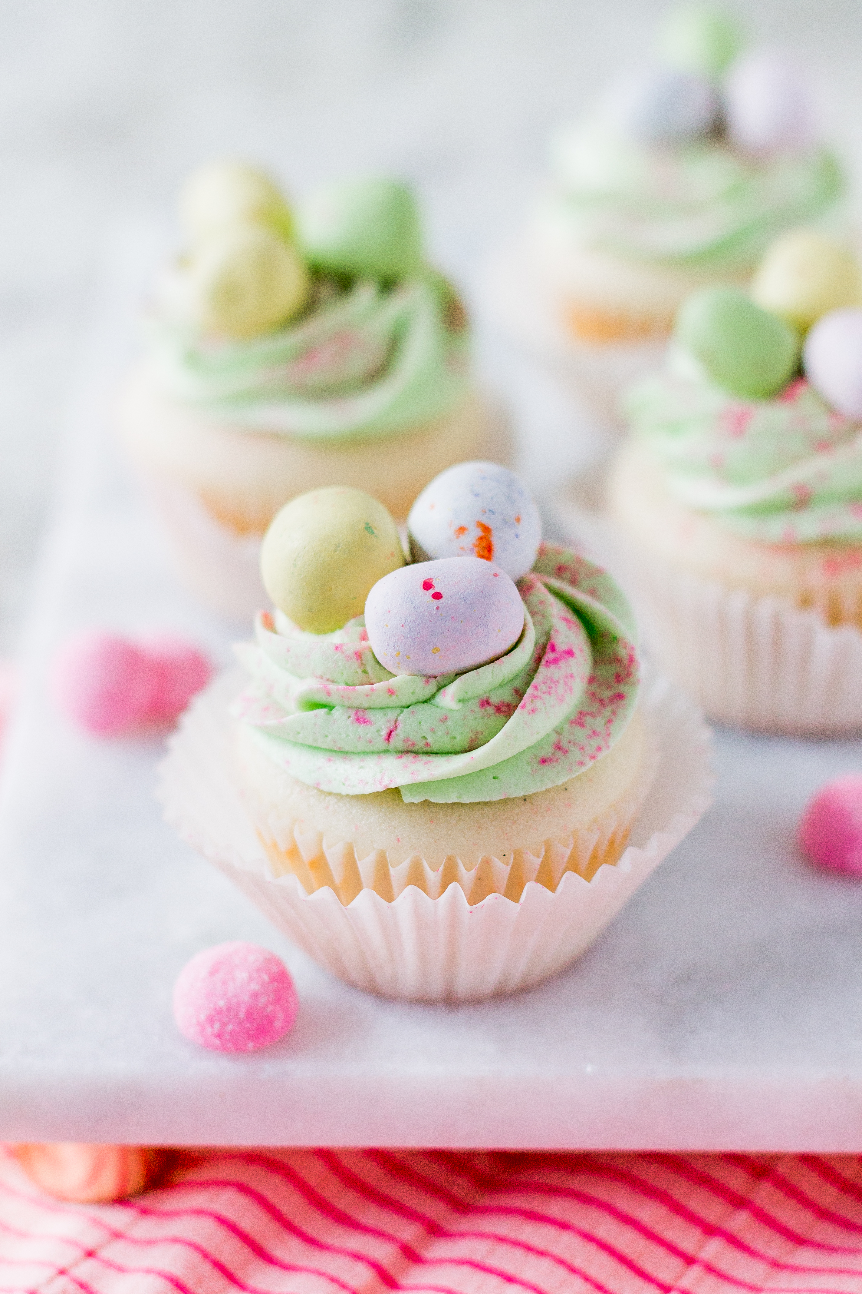 Speckled Frosting Easter Cupcakes